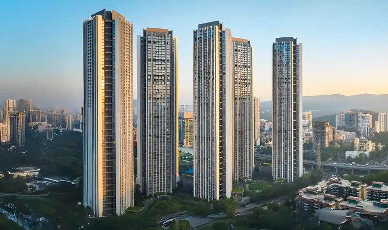 Oberoi Realty Developer